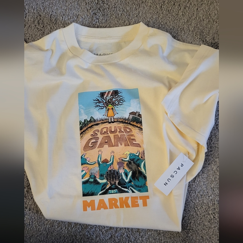 NWT- Market- PACSUN-Squid Game-TShirt- Medium
